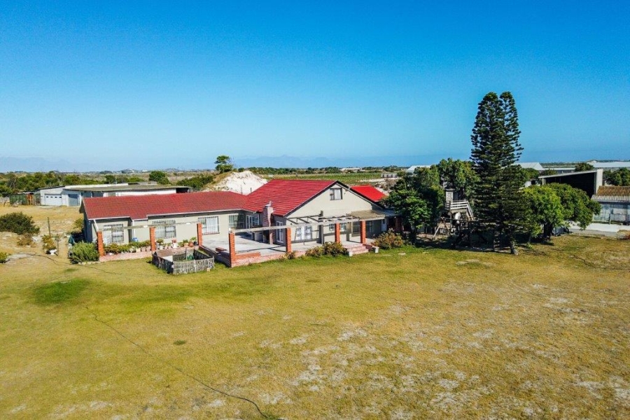 9 Bedroom Property for Sale in Schaap Kraal Western Cape